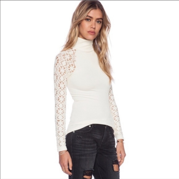 Lace Long Sleeve Mock Turtleneck Xss 
